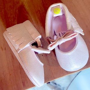 Sparkle pink baby girl moccasins